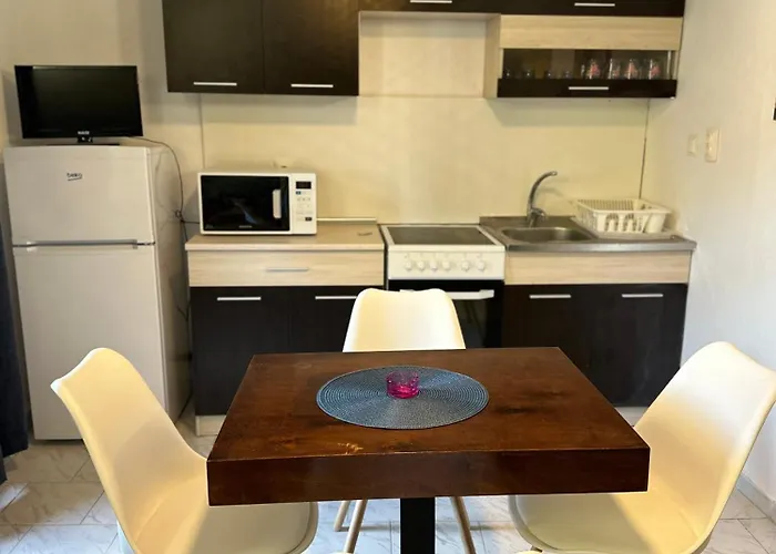 Nikoleta Апартамент